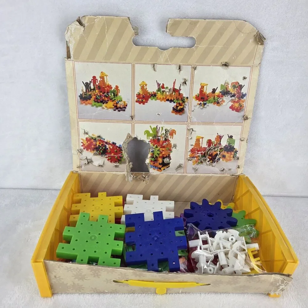 Vintage Discovery Toys Gears Go Round Building Set 97 Pieces w/ Original Box